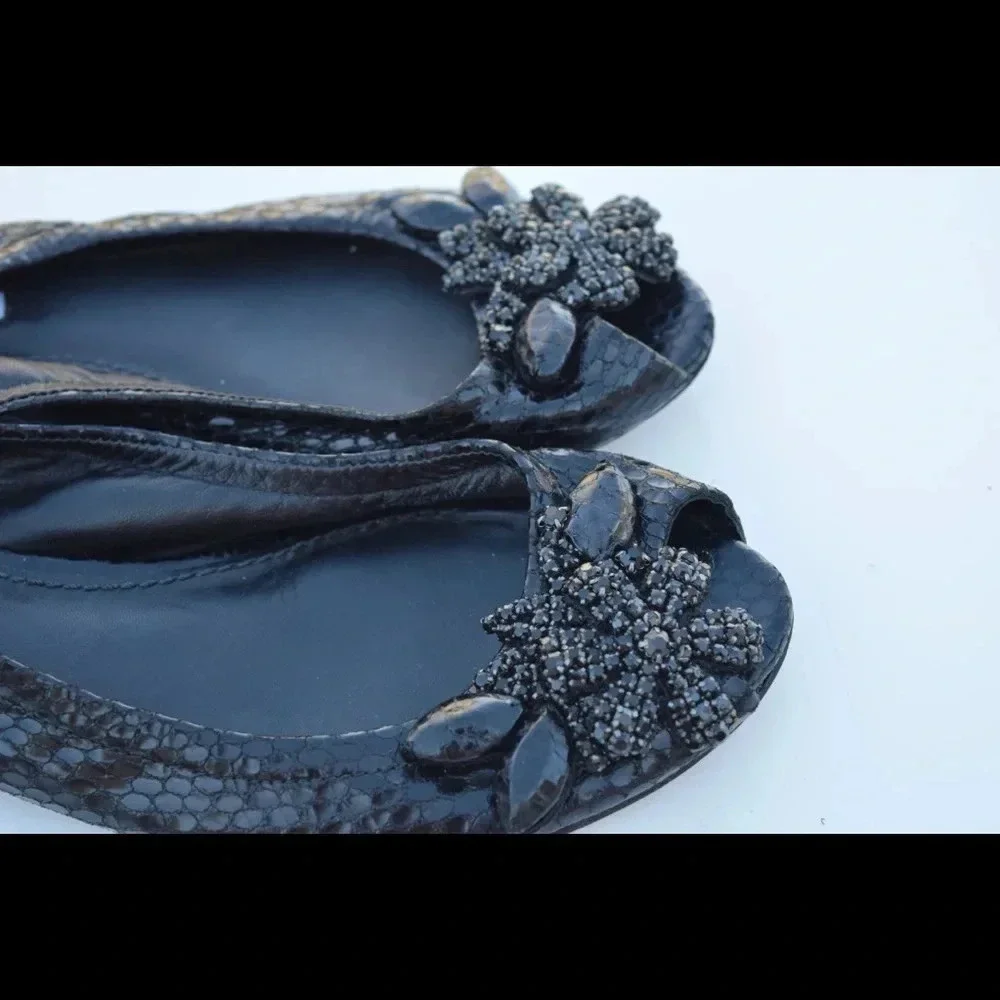 Vera Wang Lavender label sling back shoes